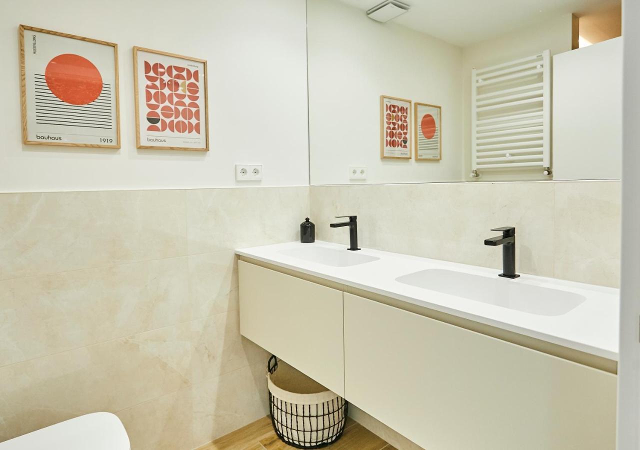 Balmoral By Basque Homes San Sebastián Exteriör bild